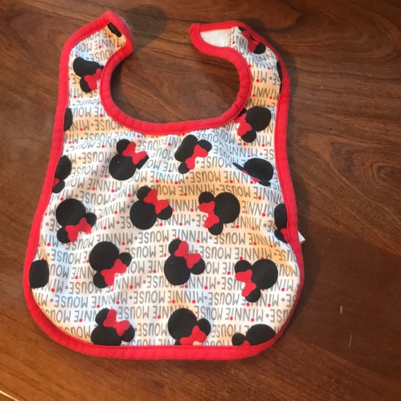 Disney Minnie Mouse bib set - Picture 4 of 4